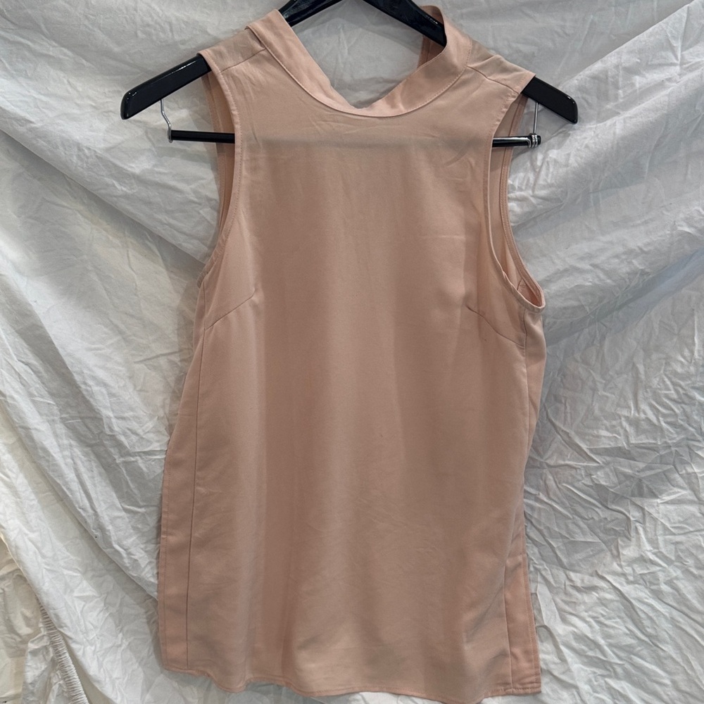 Forever 21 Soft Pink Sleeveless Tank Top